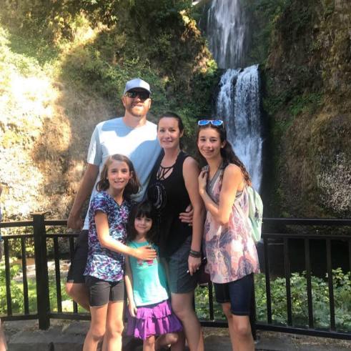 37918583_10216353123490566_50192448109936640_n